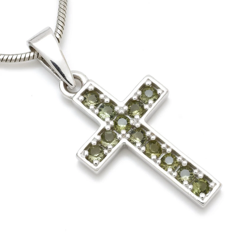 Stříbrný přívěsek kříž, zelený vltavín